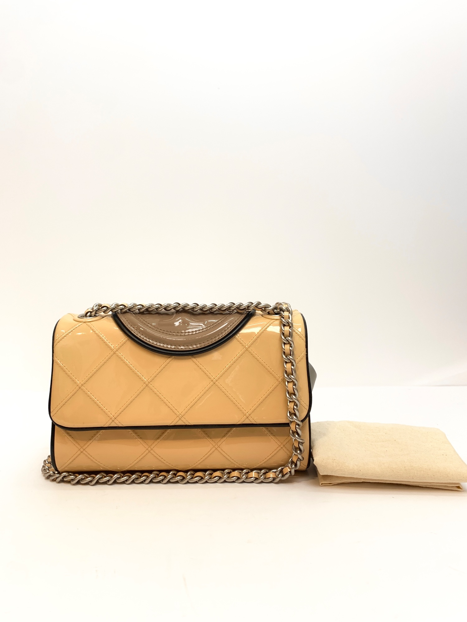 TJTB-63258 Tory Burch Fleming Soft Patent Piping Color-Block Small Convertible Shoulder Bag Vanilla Soft Serve Multi PRELOVED