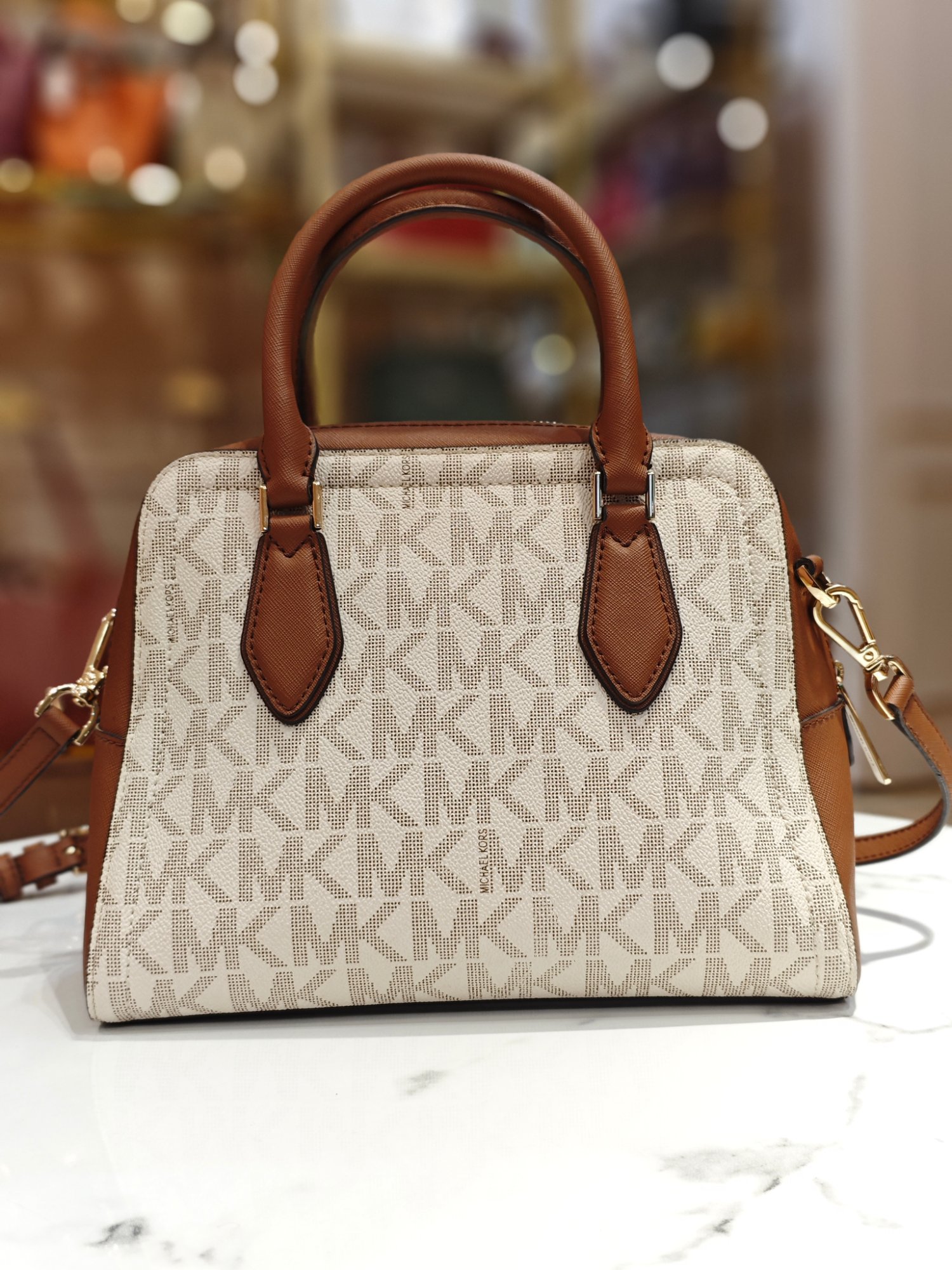 TJMK-63494 Michael Kors Ayden Medium Dome Satchel Bag Vanilla PRELOVED