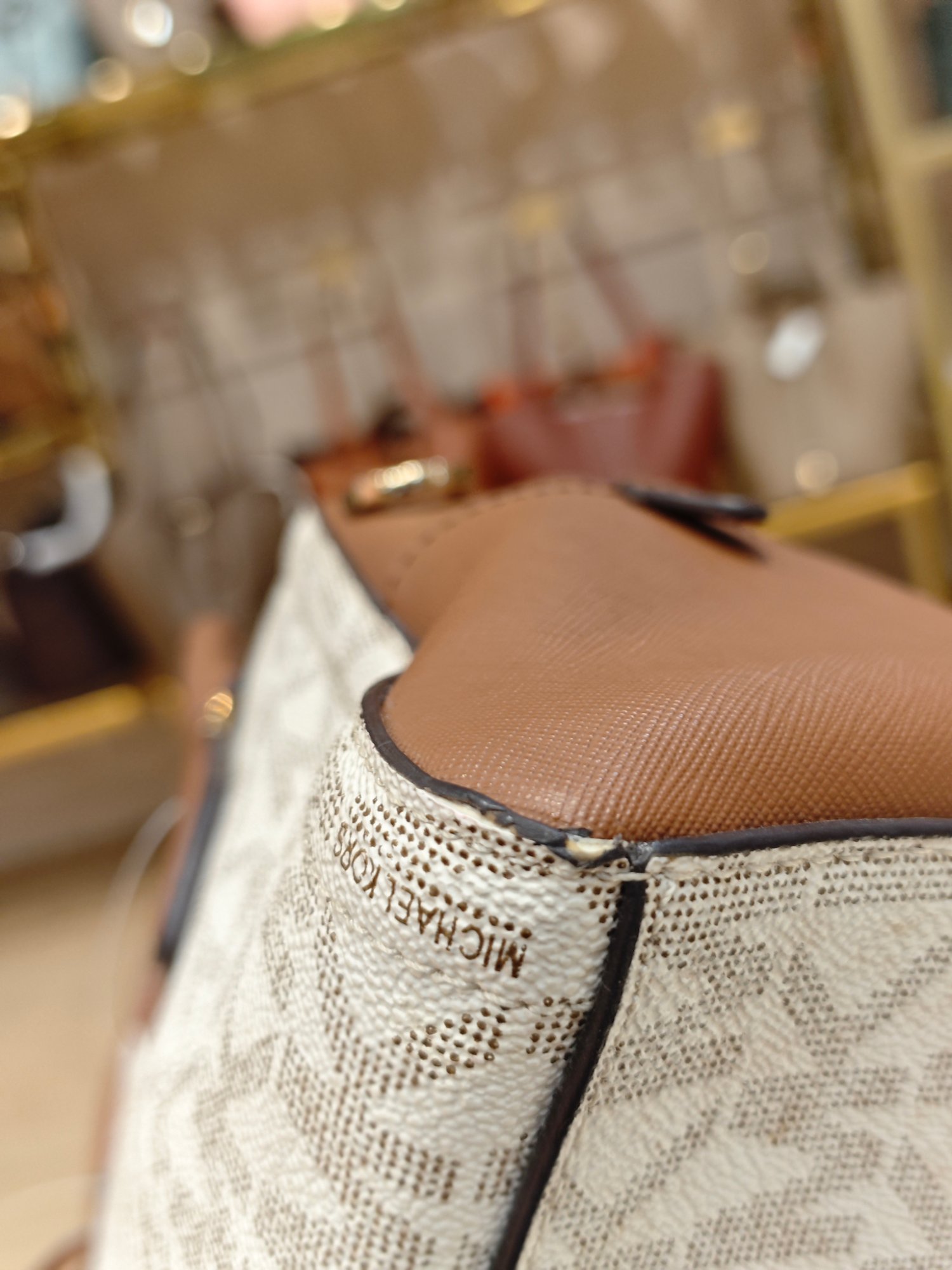 TJMK-63494 Michael Kors Ayden Medium Dome Satchel Bag Vanilla PRELOVED