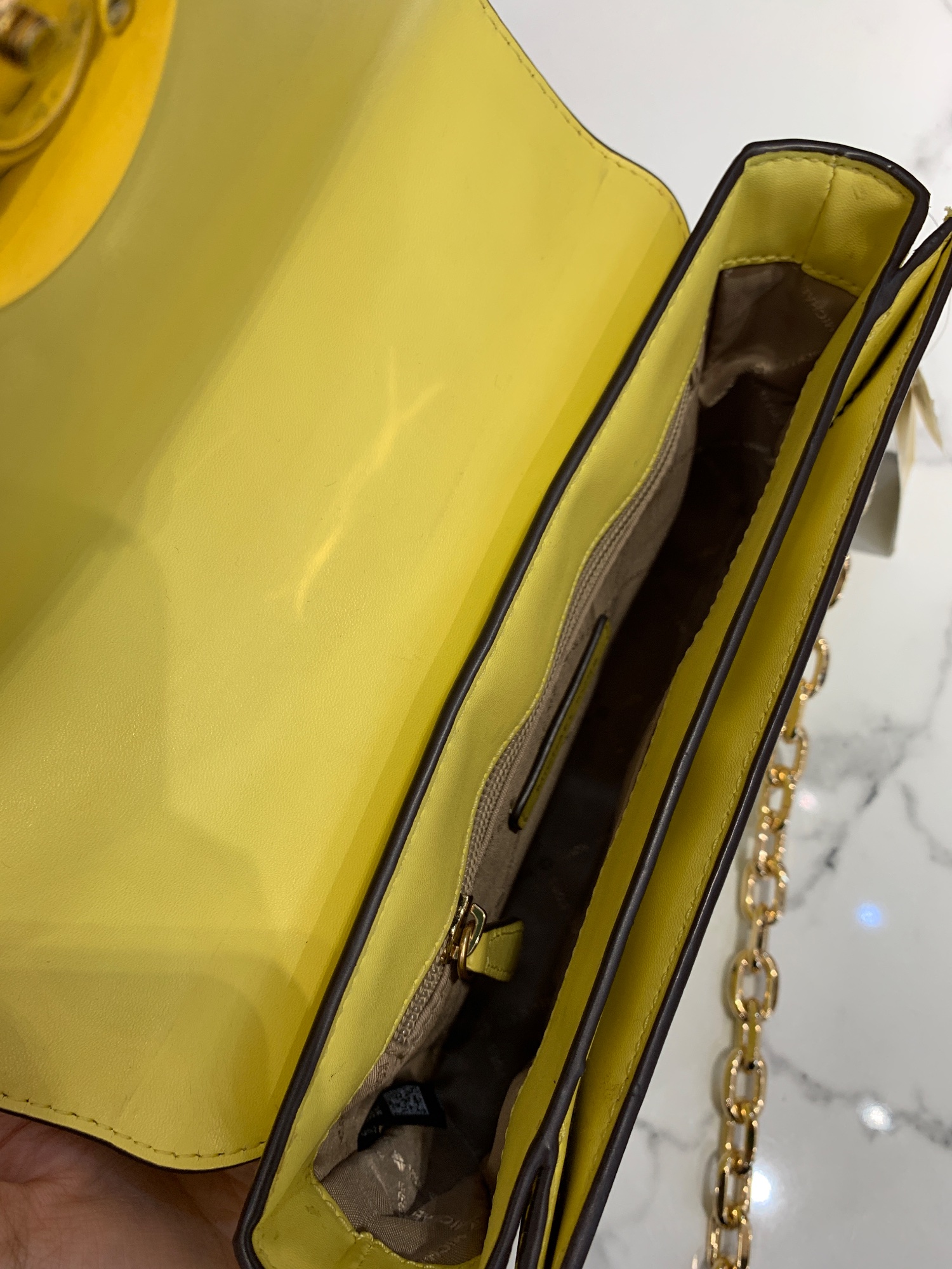 TJMK-63114 Michael Kors Carmen Medium Shoulder Bag Sunshine PRELOVED NETT
