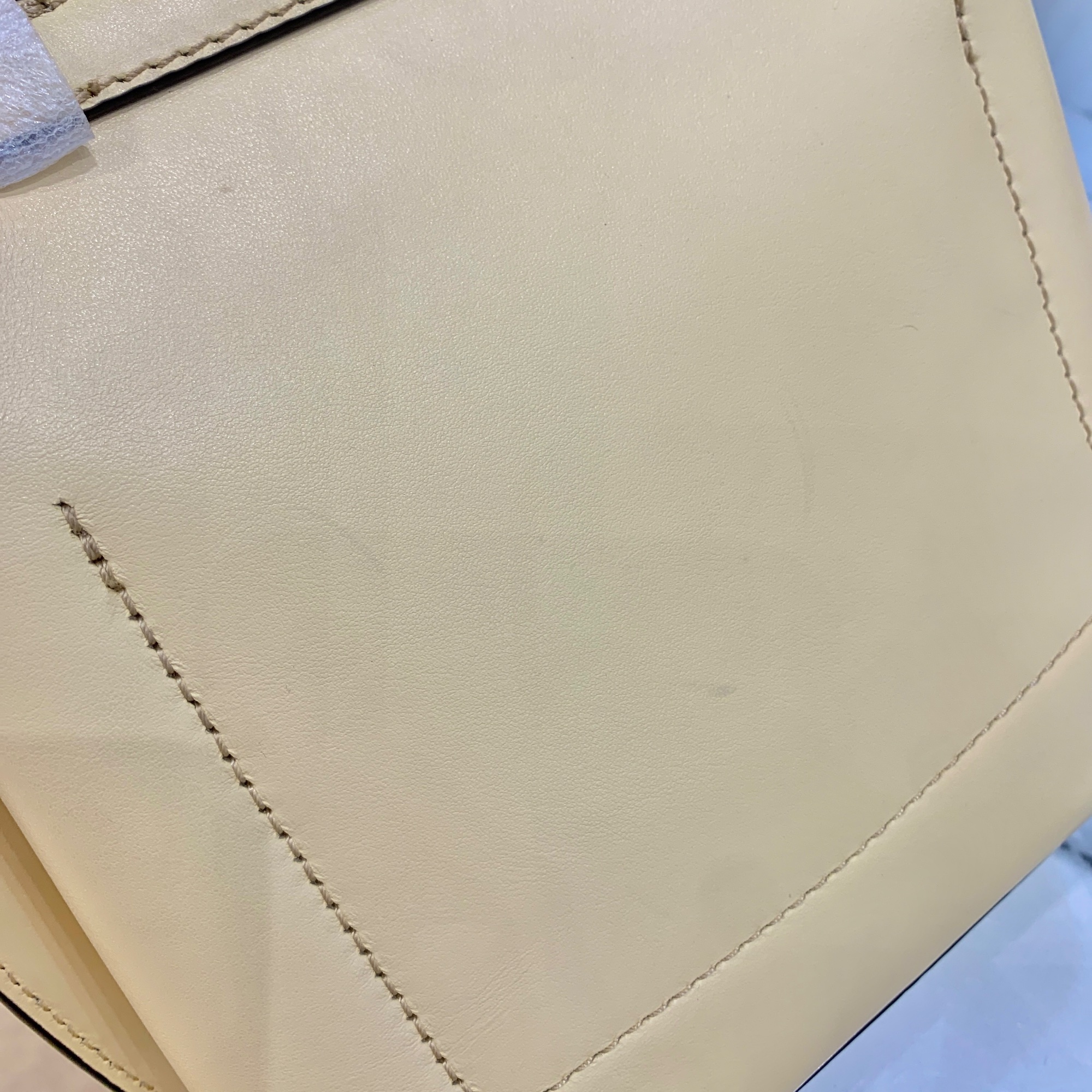 NMK-61534 Michael Kors Hamilton Legacy Medium Messenger Buttermilk NETT NEW