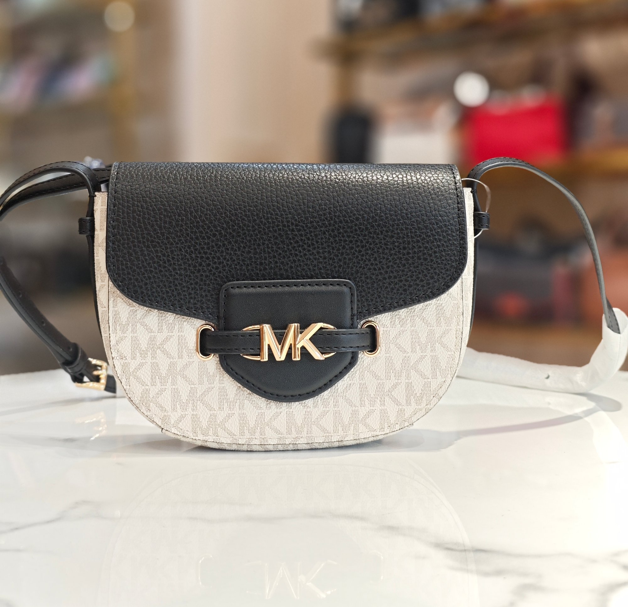NMK-63017 Michael Kors Reed Small Logo In Leather Crossbody Bag Black NEW